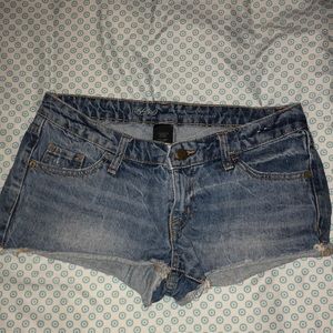 Low rise short short